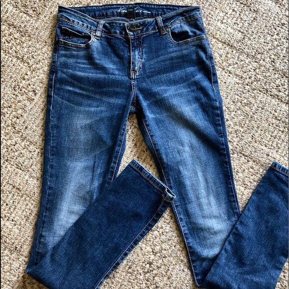 Nice skinny jeans by Kenneth Cole size 26 - Picture 1 of 6